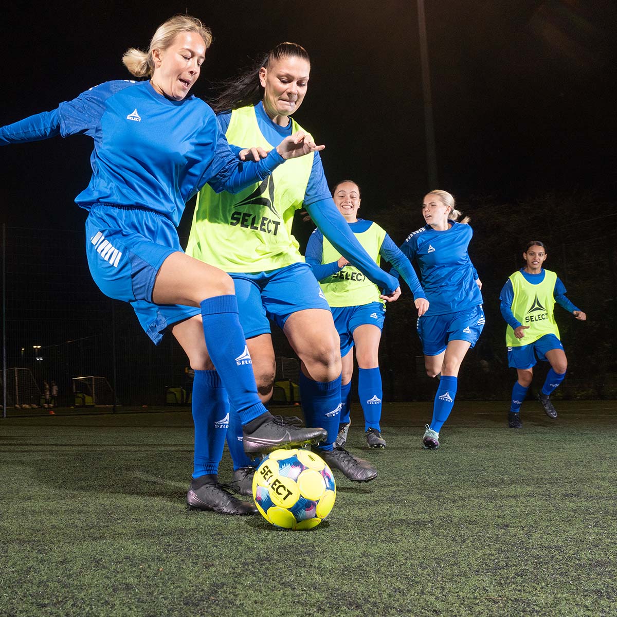 Treningsvest & kapteinsbind