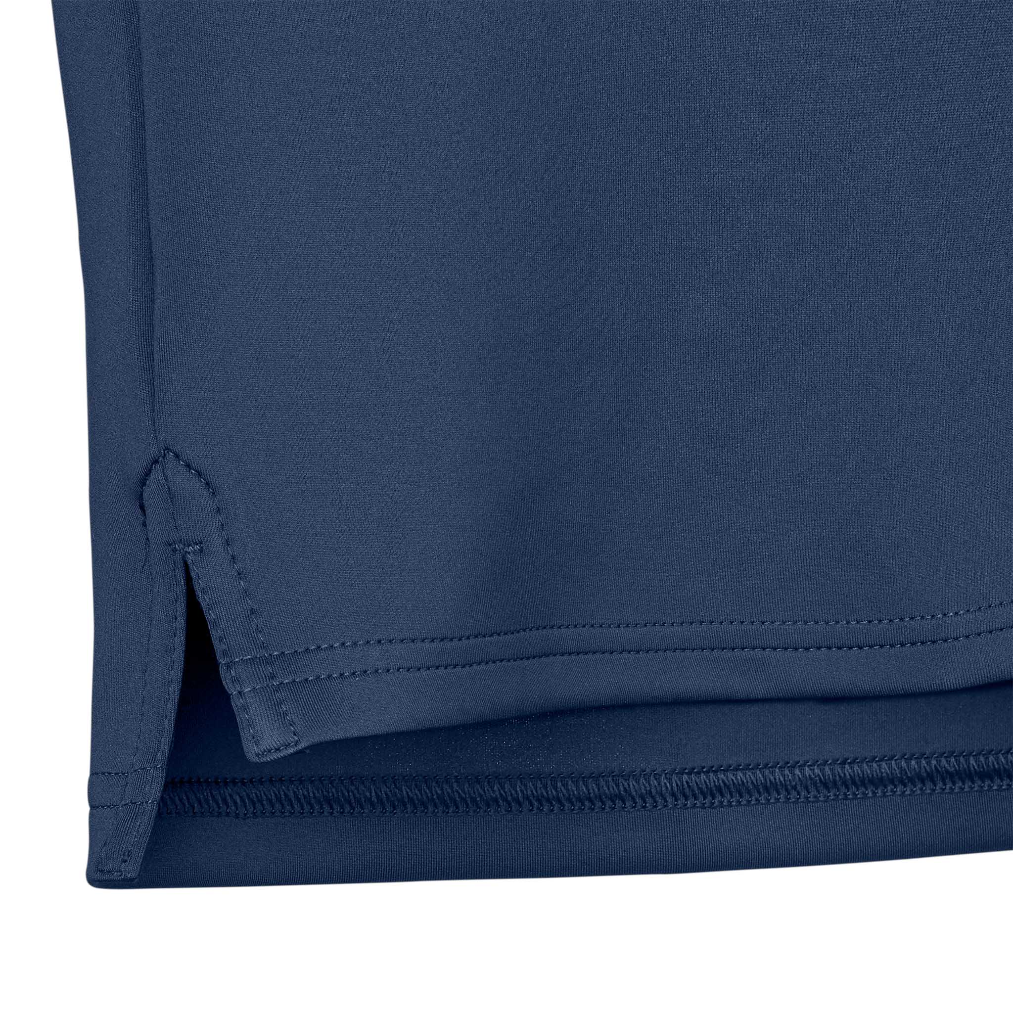Nærbilde av marineblå Training sweat 1/2 zip Monaco v24, Match & Training wear, viser fald og sideslissdetalj.