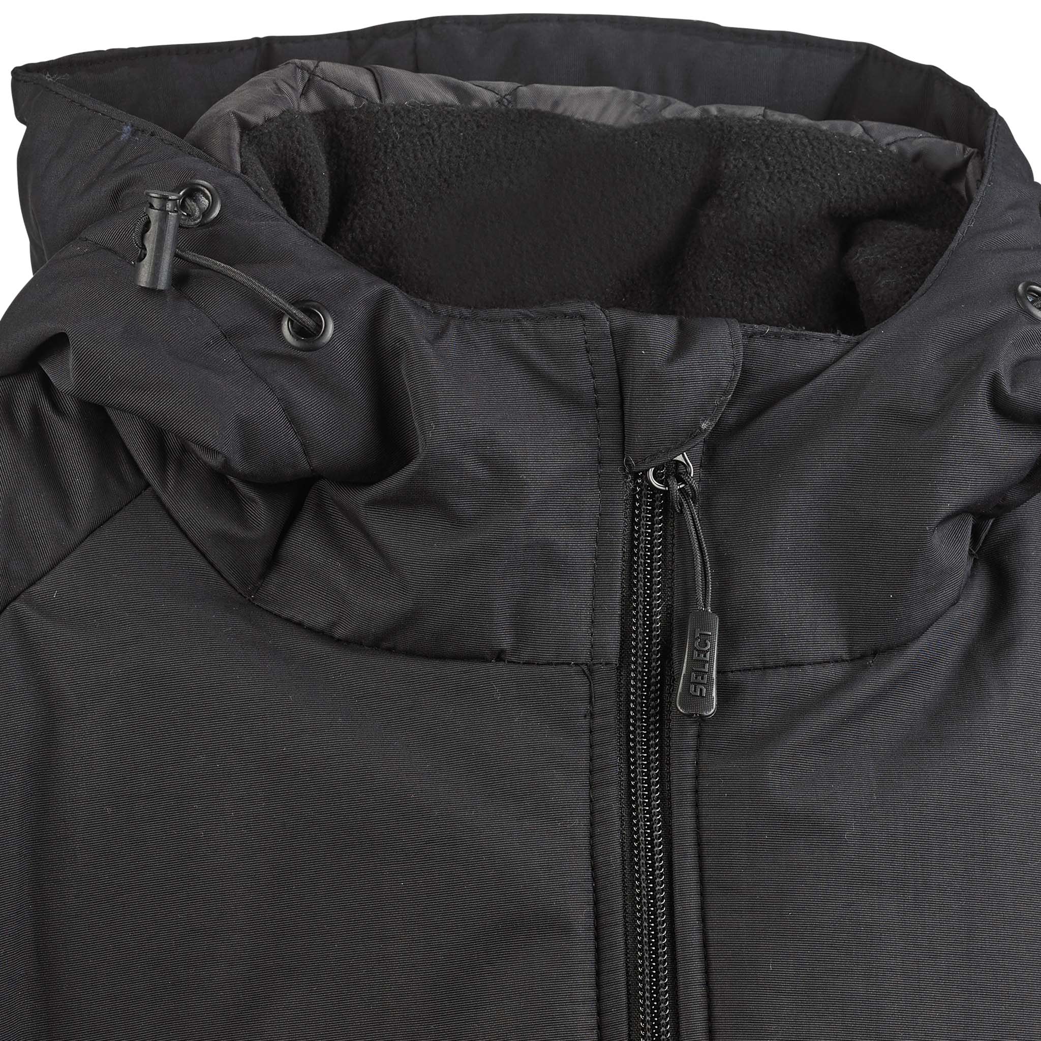 Nærbilde av sort Coach jacket Spain v25, Match & Training wear, med fleeceforet hette og glidelåsdetalj