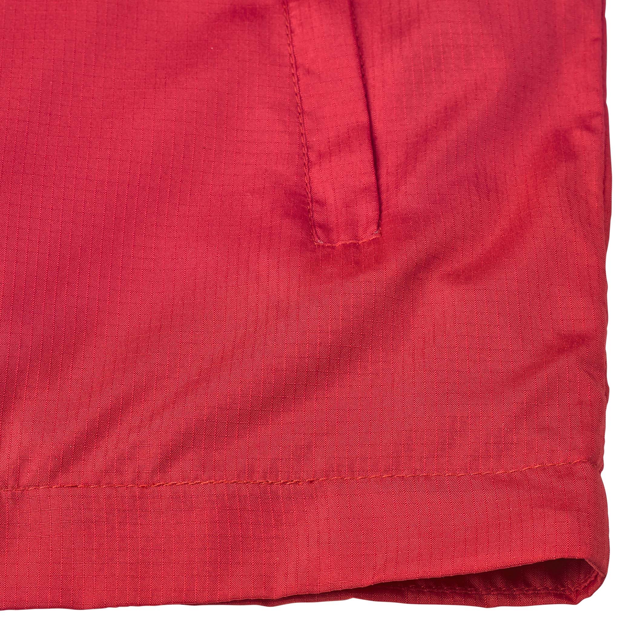 Nærbilde av rød Training jacket Spain v25, Match & Training wear, viser sidelomme og kantdetalj