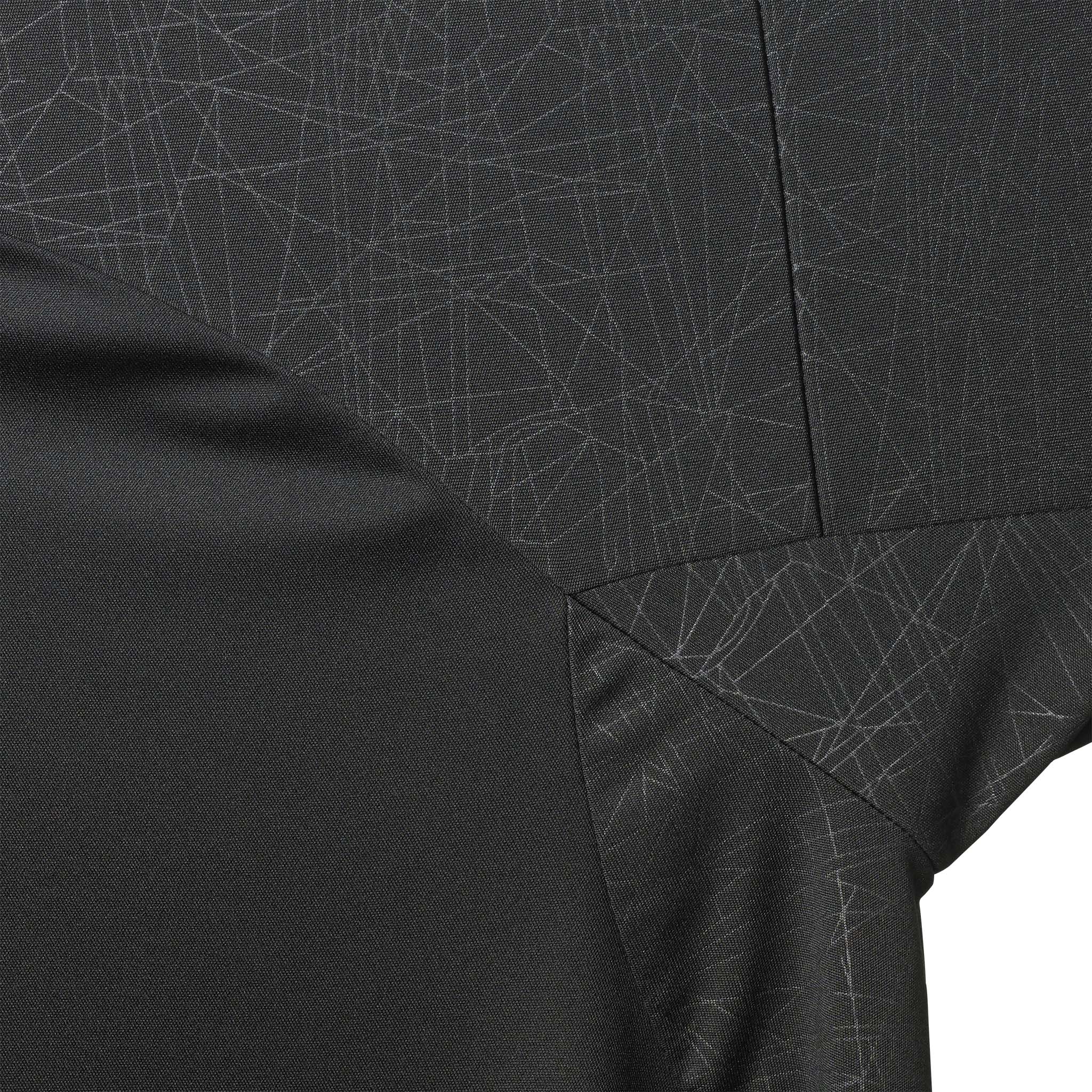 Nærbilde av Player shirt S/S Spain woman v25, Match & Training wear, svart stoff med grått geometrisk linjemønster
