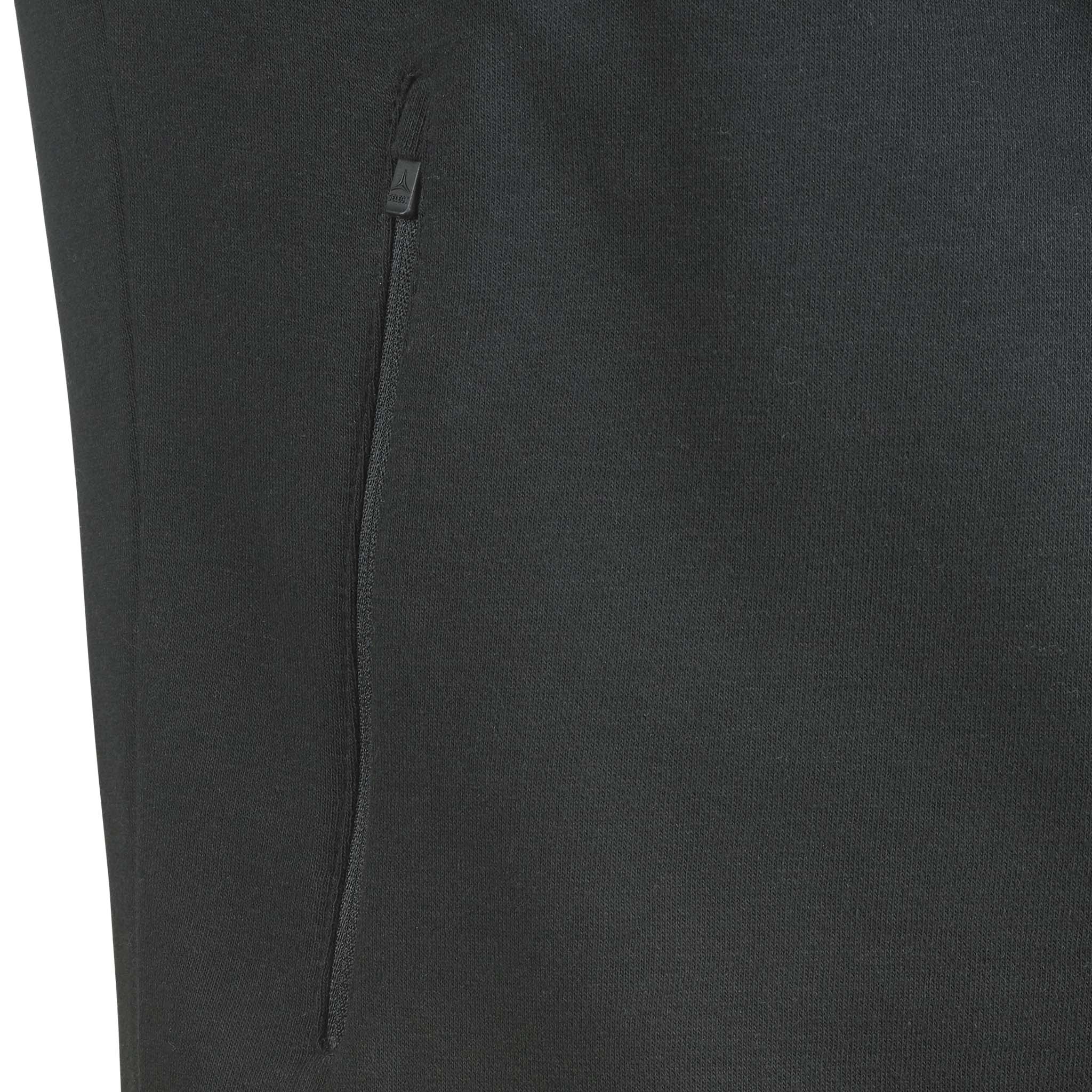 Nærbilde av sort Zip hoodie Oxford v25 fritidsklær, viser detalj med glidelåslomme på siden.