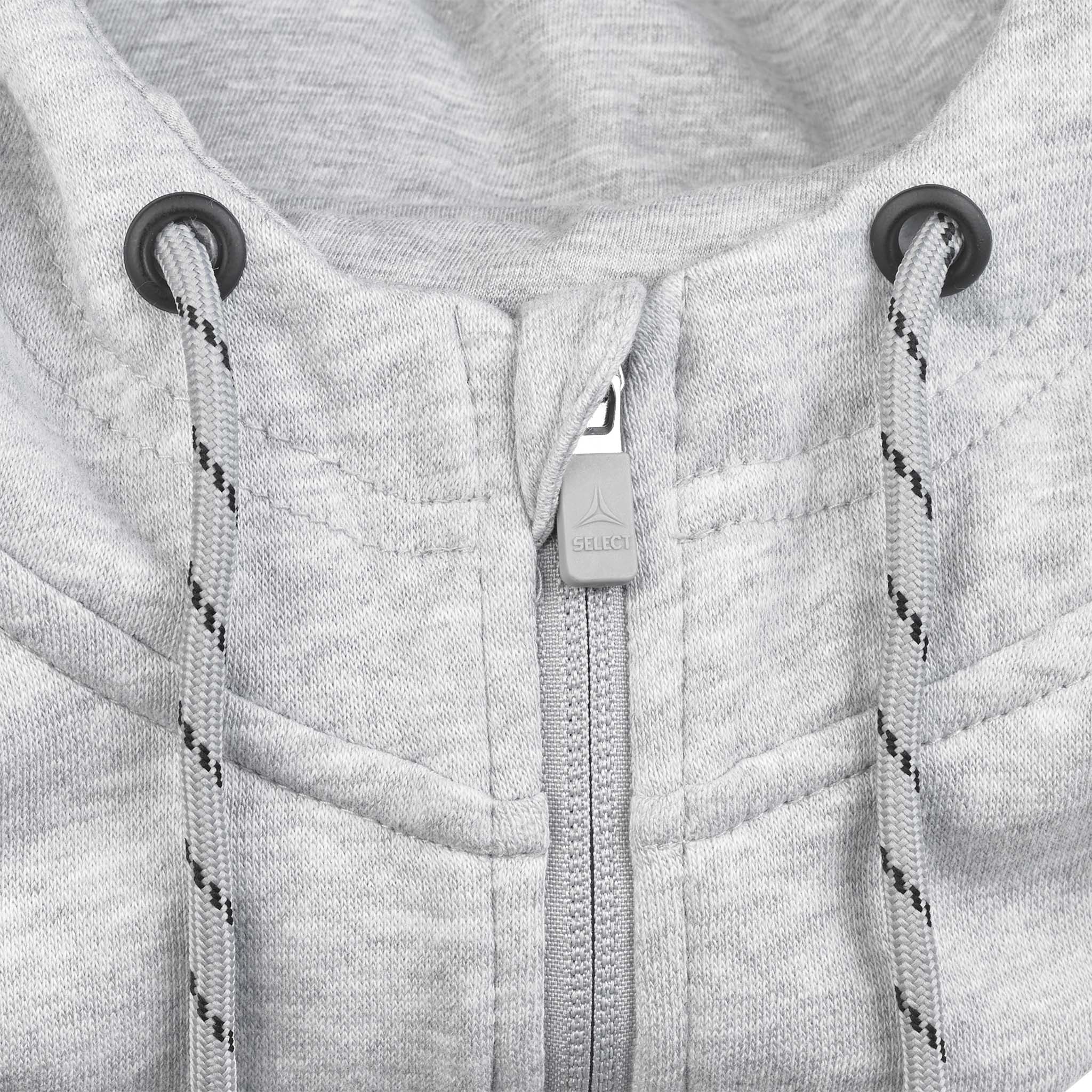 Nærbilde av grå Zip hoodie Oxford woman v25 fritidsklær med glidelås, hette og snorer.