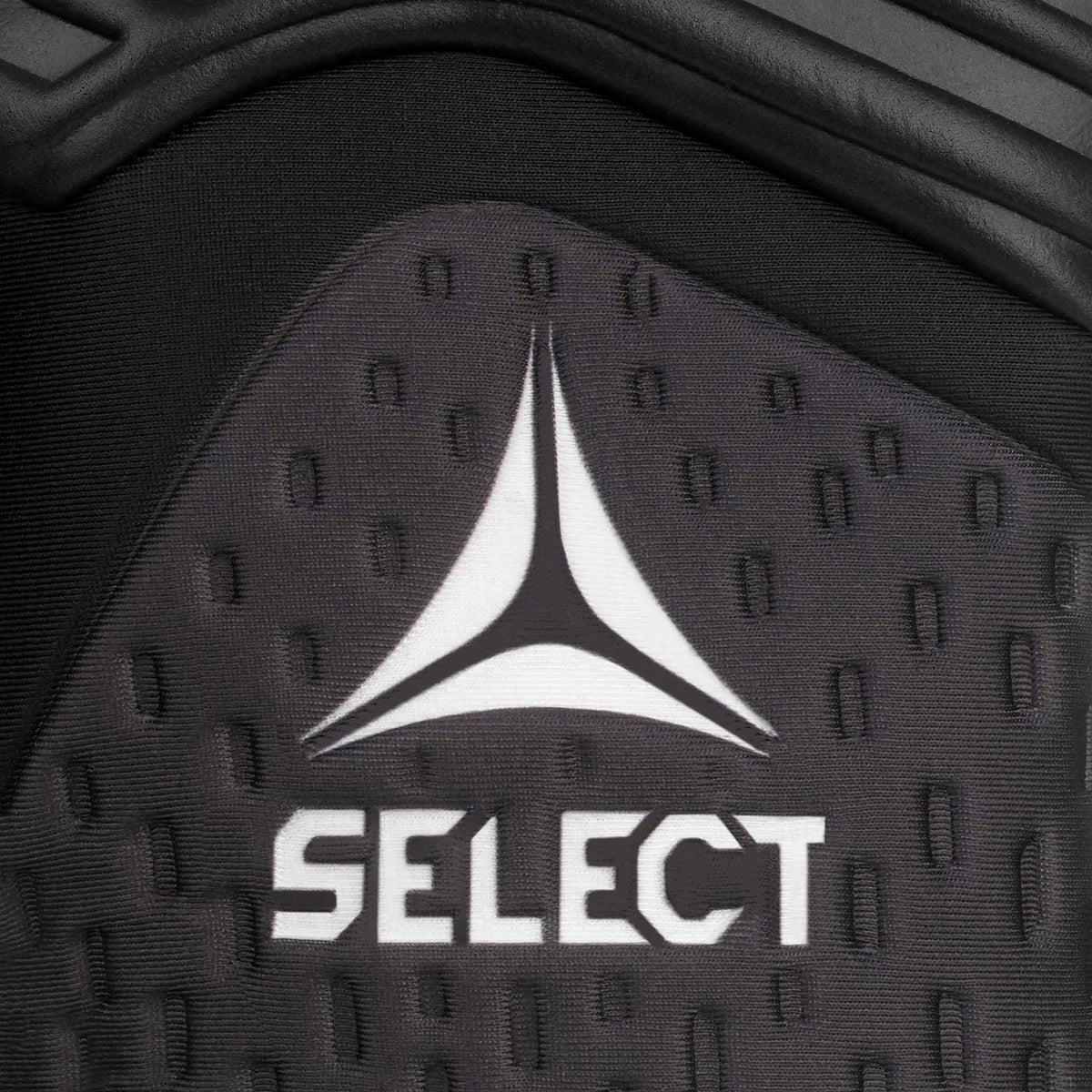 Nærbilde av GK Gloves 90 Flexi Pro v26 fotballkeeperhansker, svart bakside med hvit Select-logo og brun kant