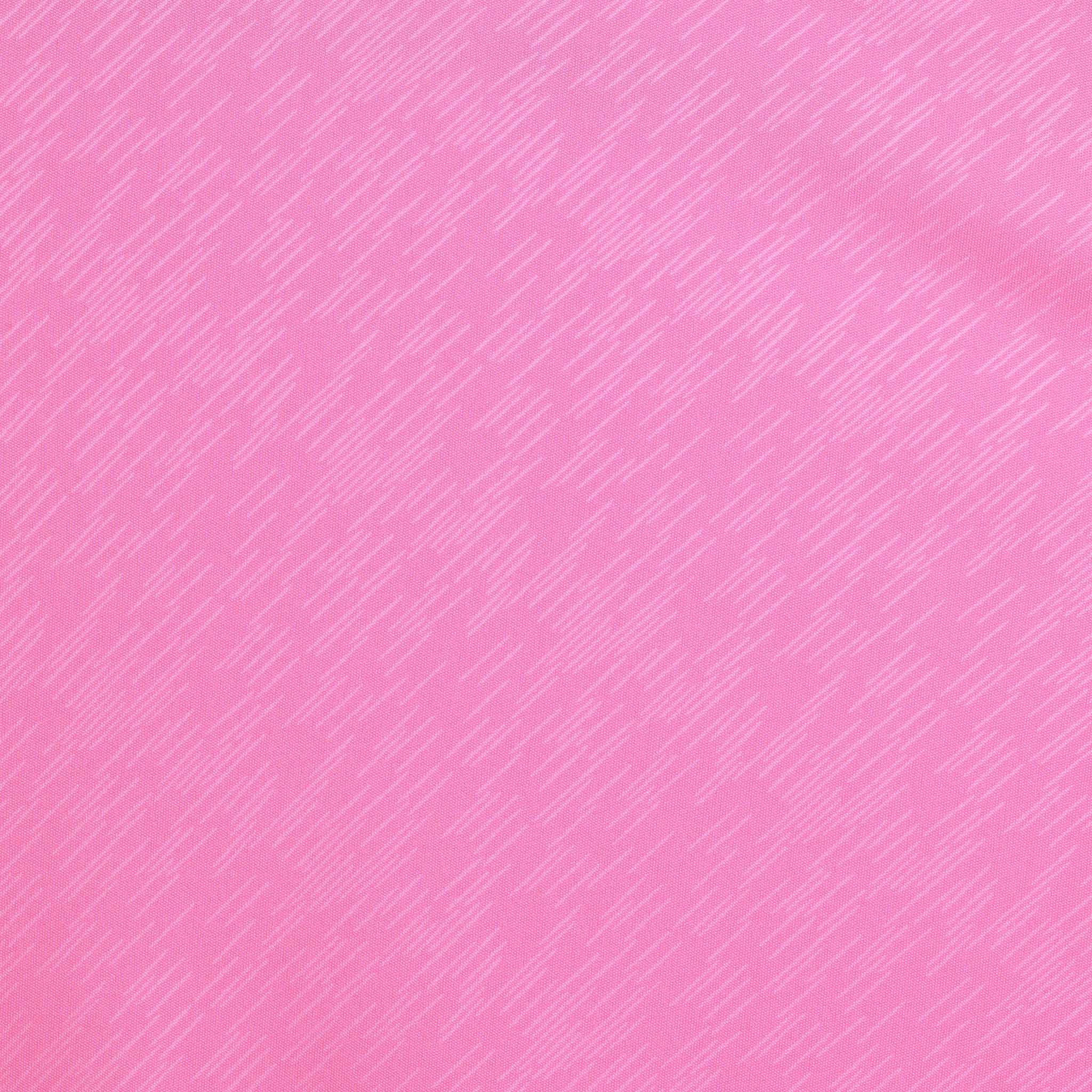 Nærbilde av Player shirt S/S Pisa X, Match & Training wear, i rosa med diskret hvitt strukturert fotballstoff.