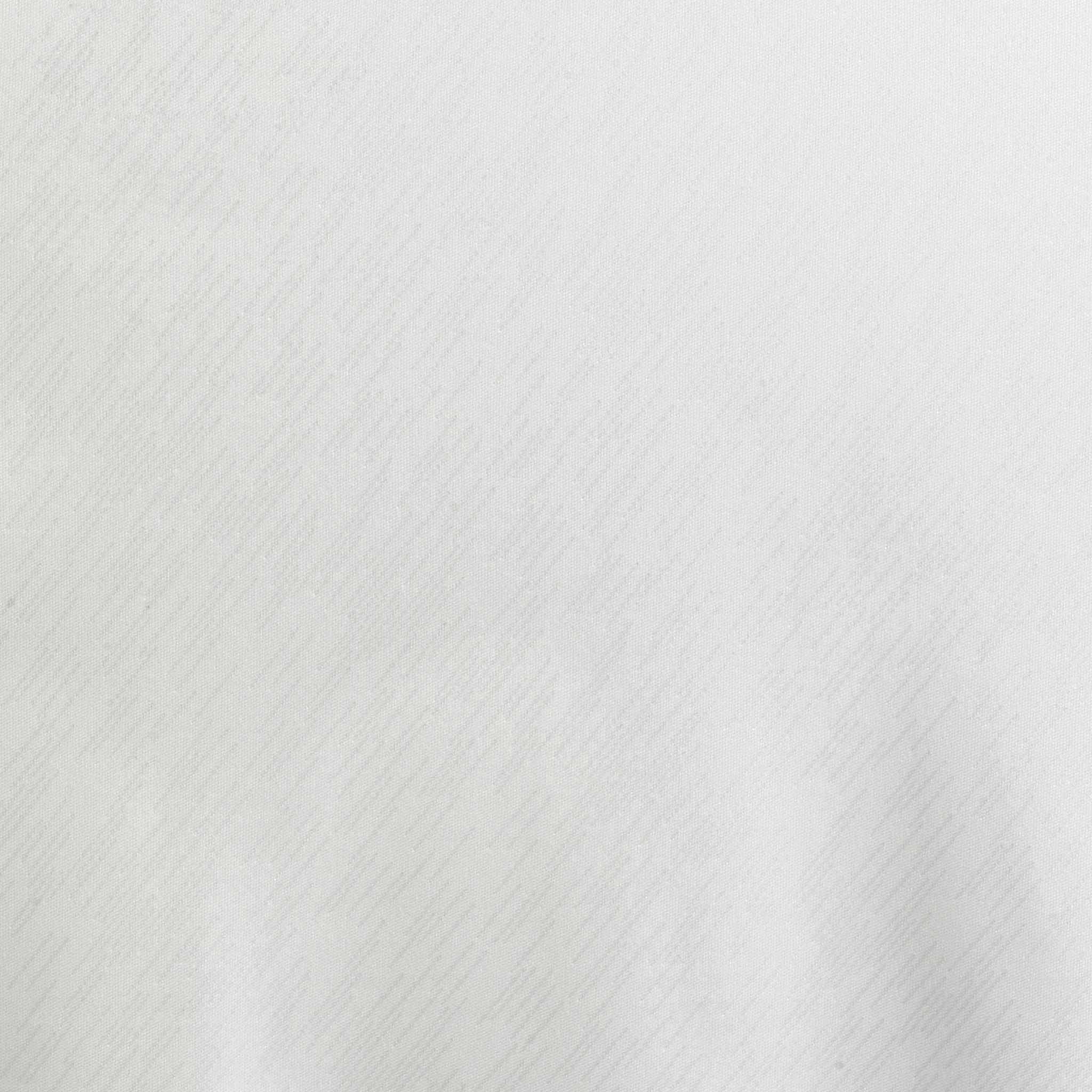 Nærbilde av hvit Player Shirt S/S Pisa X, fotball Match & Training wear, viser teksturert stoffdetalj.