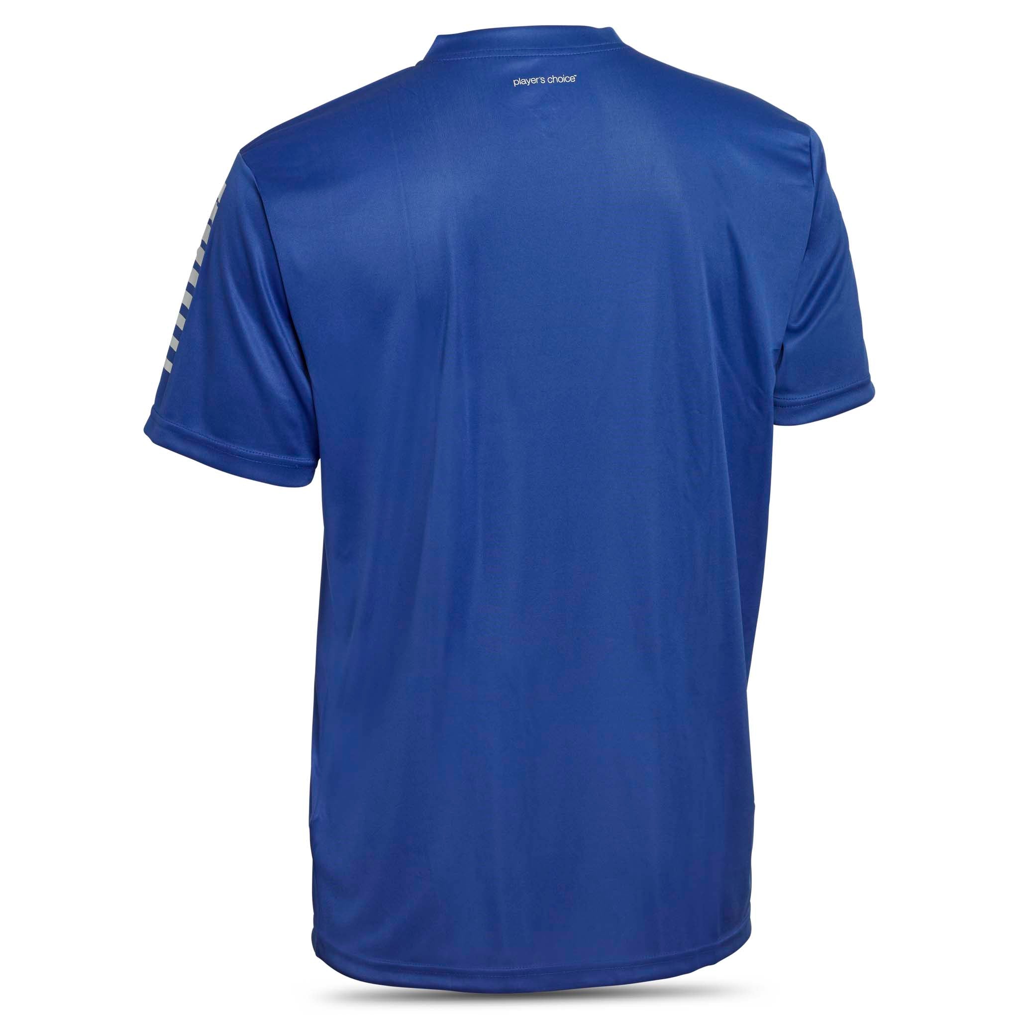 Bakside av blå Player shirt S/S Pisa, Match & Training wear, med hvit stripedetalj på ermet.