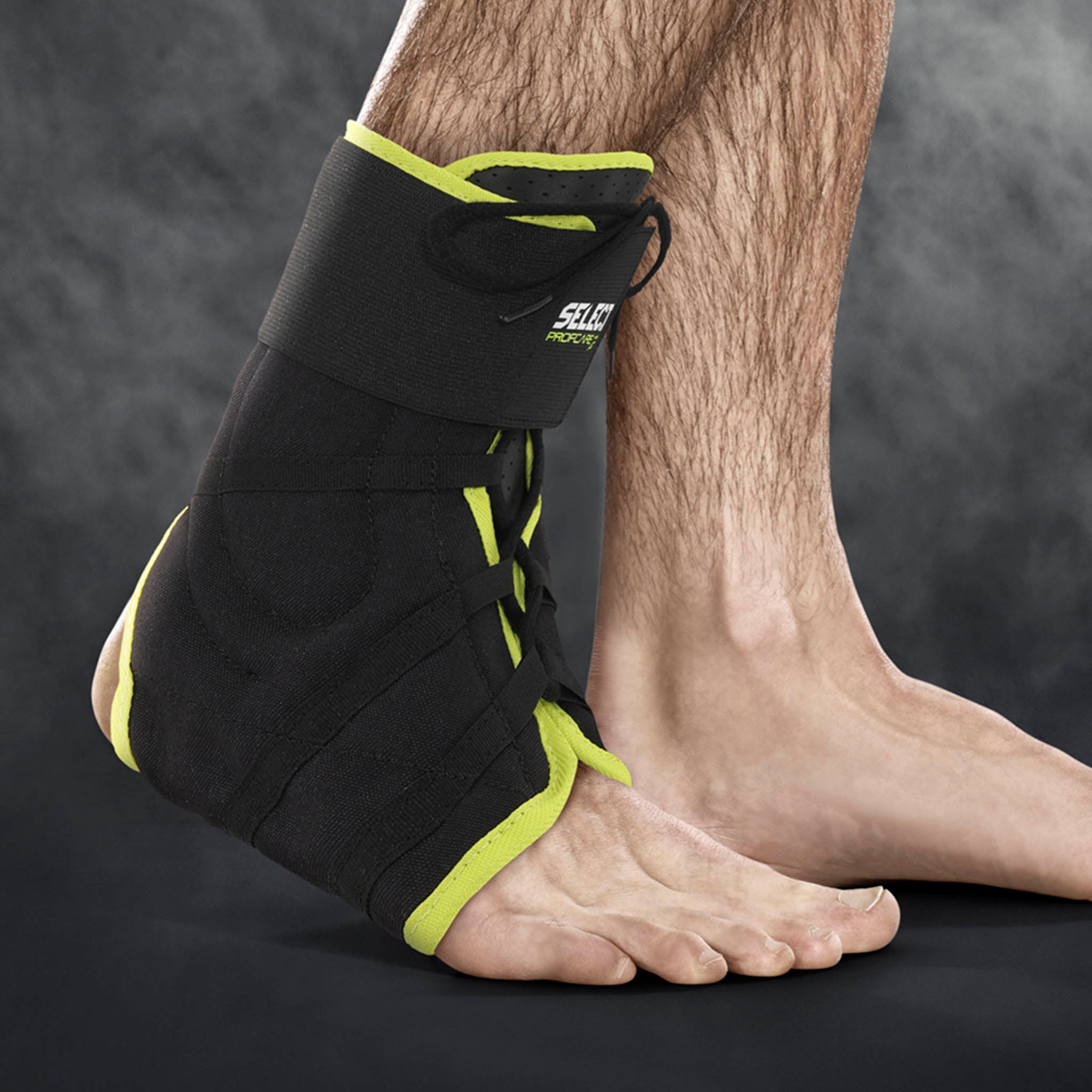 Ankelbandasje - Lace up #farge_svart